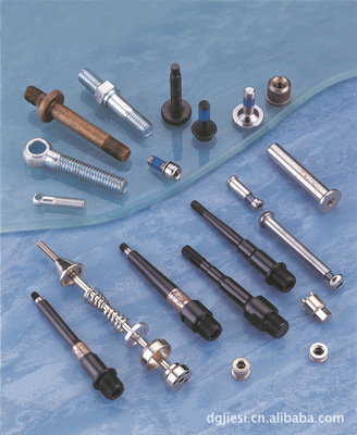 供應高品質車載充電器螺母，專注車充五金配件解決方案